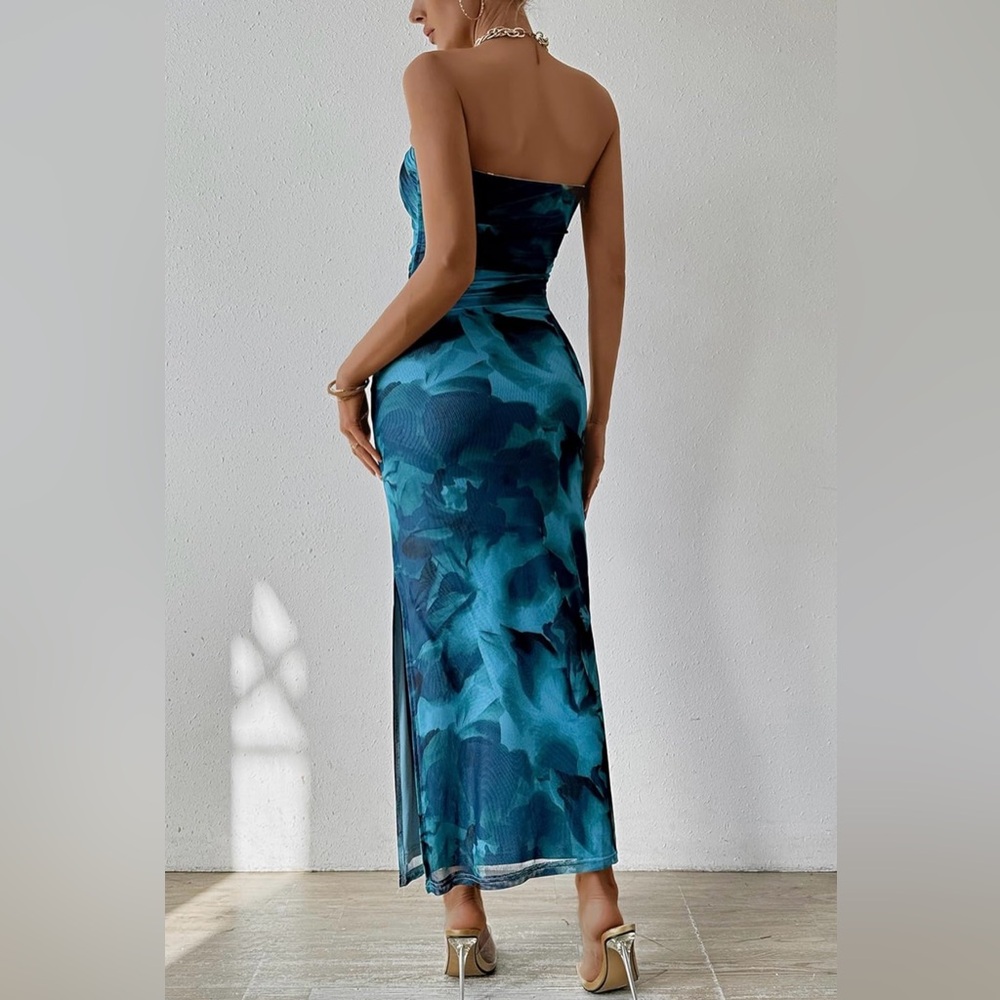 Blue Pattern Strapless Dress - image 2